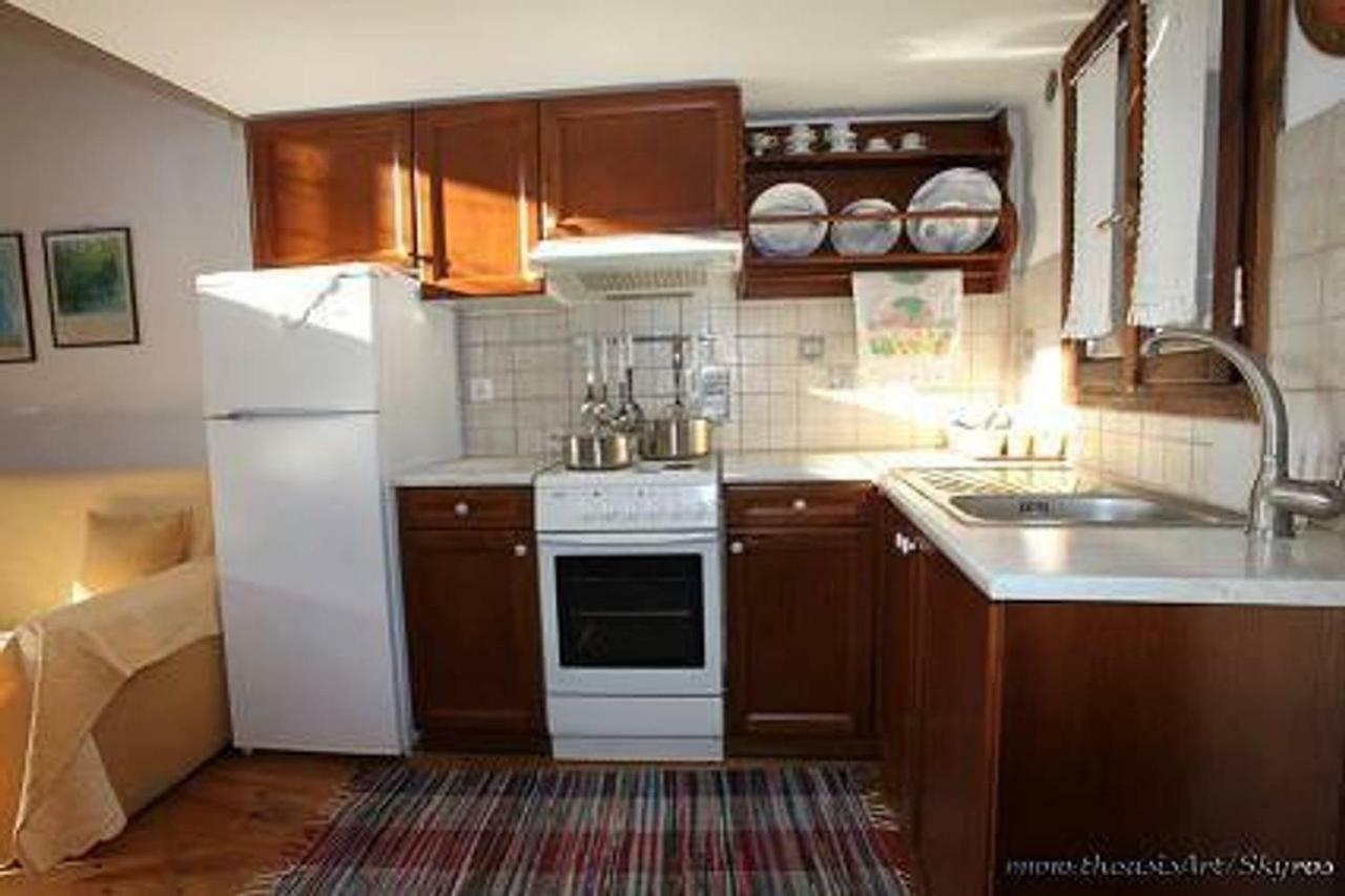 Apartment Traditional Skyros